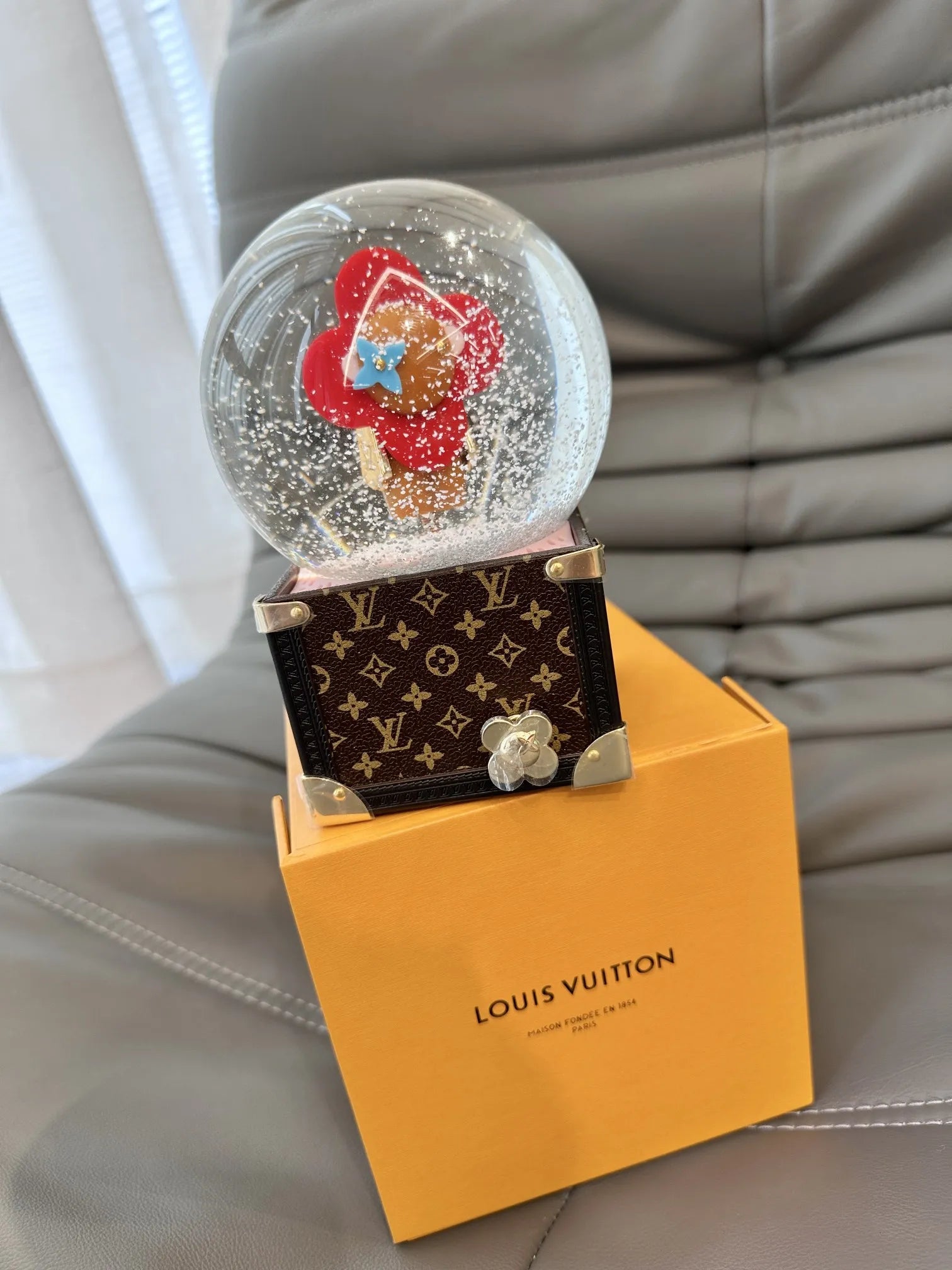 Cristal Ball Weihnachten LV Monogramm