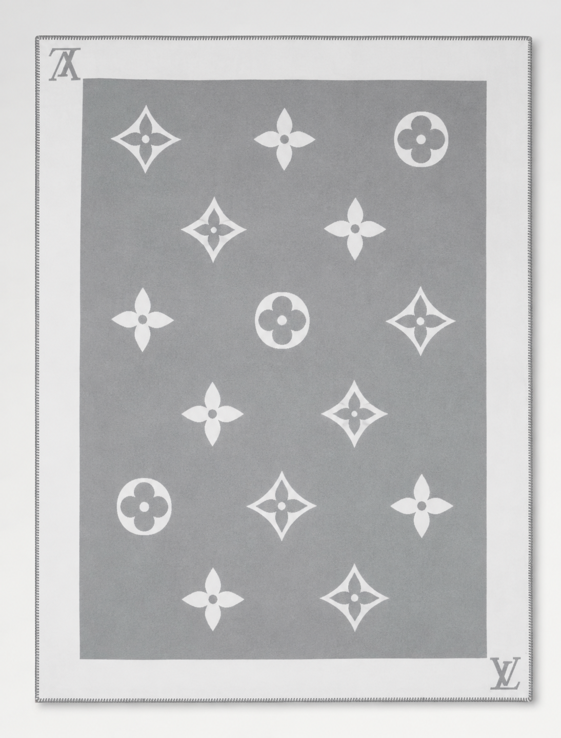 KARIERTES MONOGRAMM